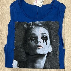 Royal blue graphic T-shirt